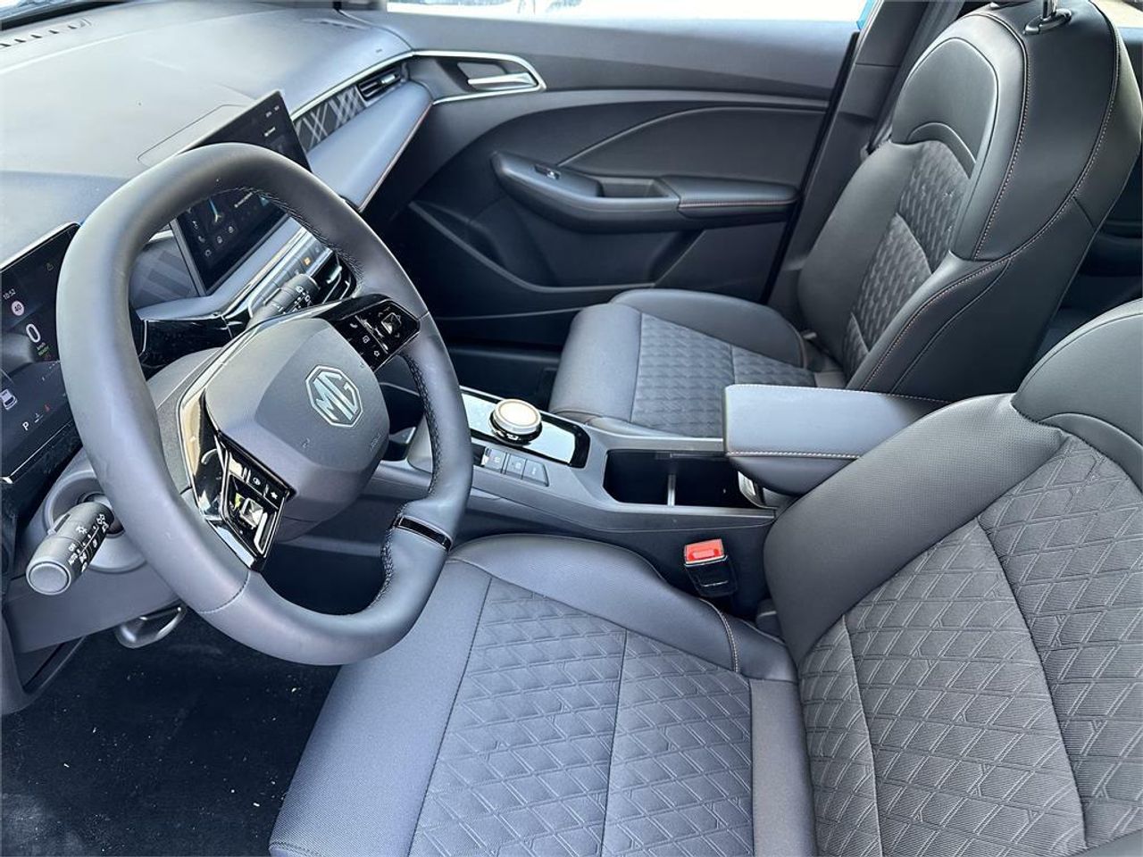 mg mg3 hybrid+ 2024 / foto grande (3)