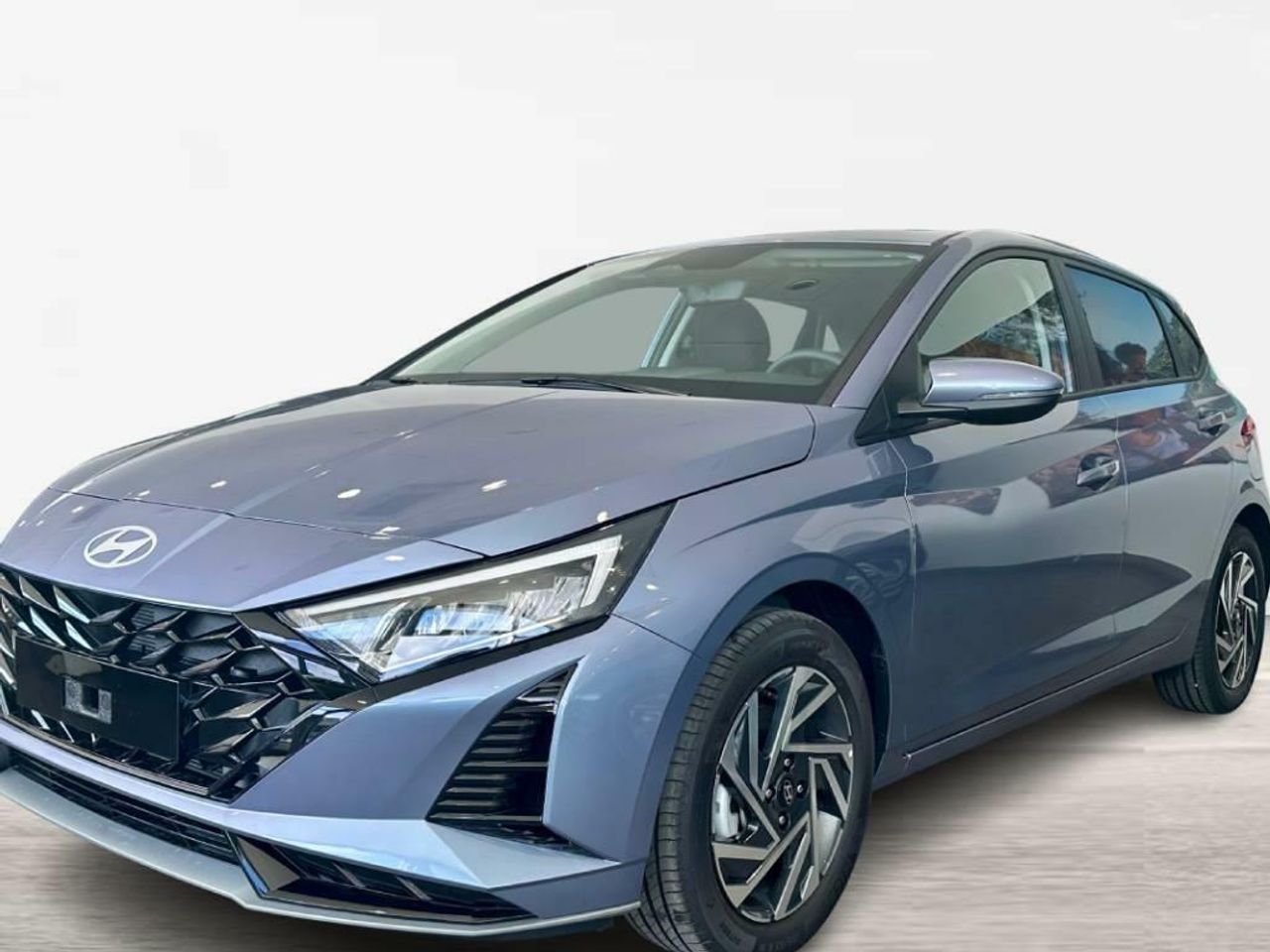 Hyundai bayon 2024 con sistema activo de deteccion de angulos muertos  de segunda mano - hyundai i20 2024 /