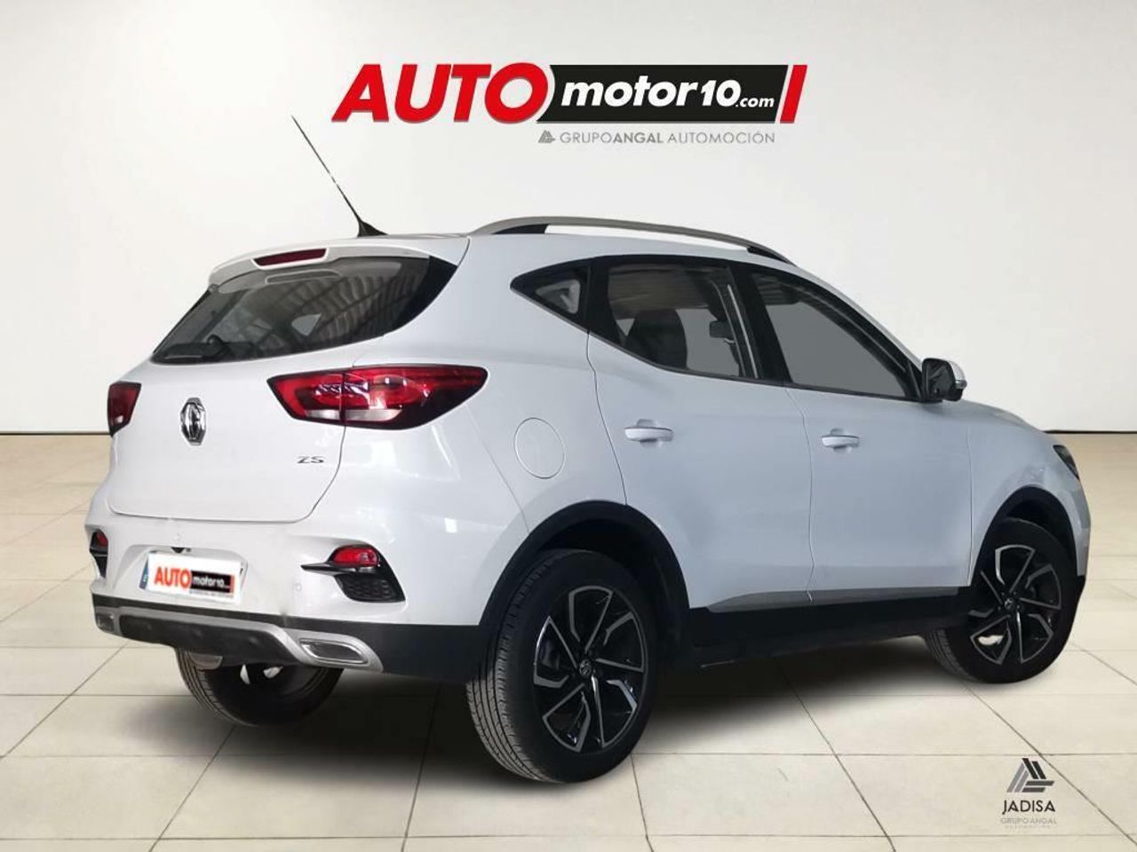 mg zs 2023 / foto grande (2)