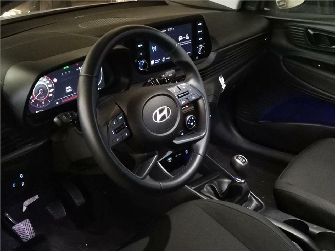 hyundai i20 2024 / foto grande (3)
