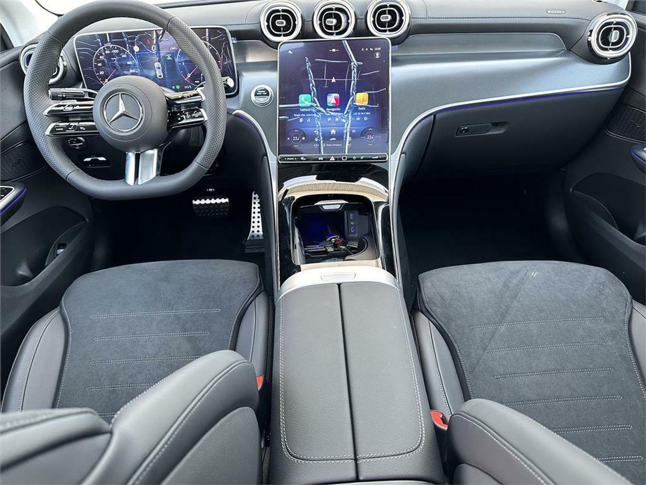 mercedes glc 2025 / foto grande (3)