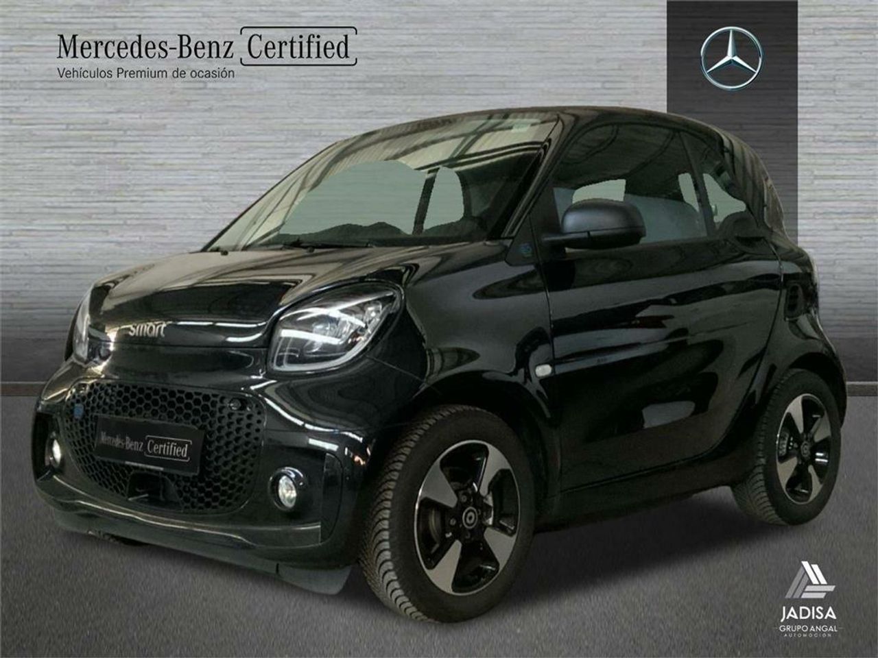 smart fortwo 2023 /