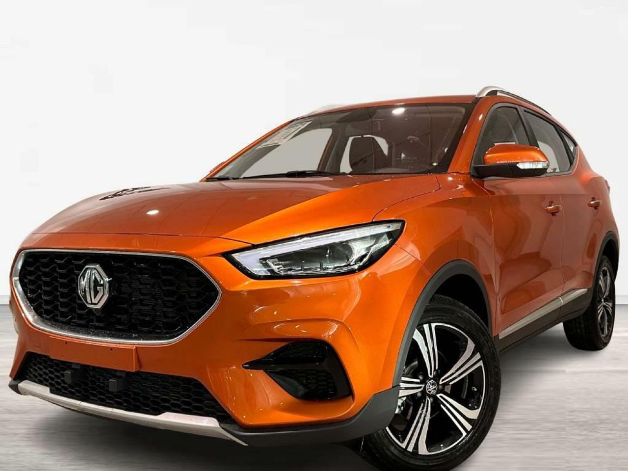 Parking privado  de segunda mano - mg zs 2025 /