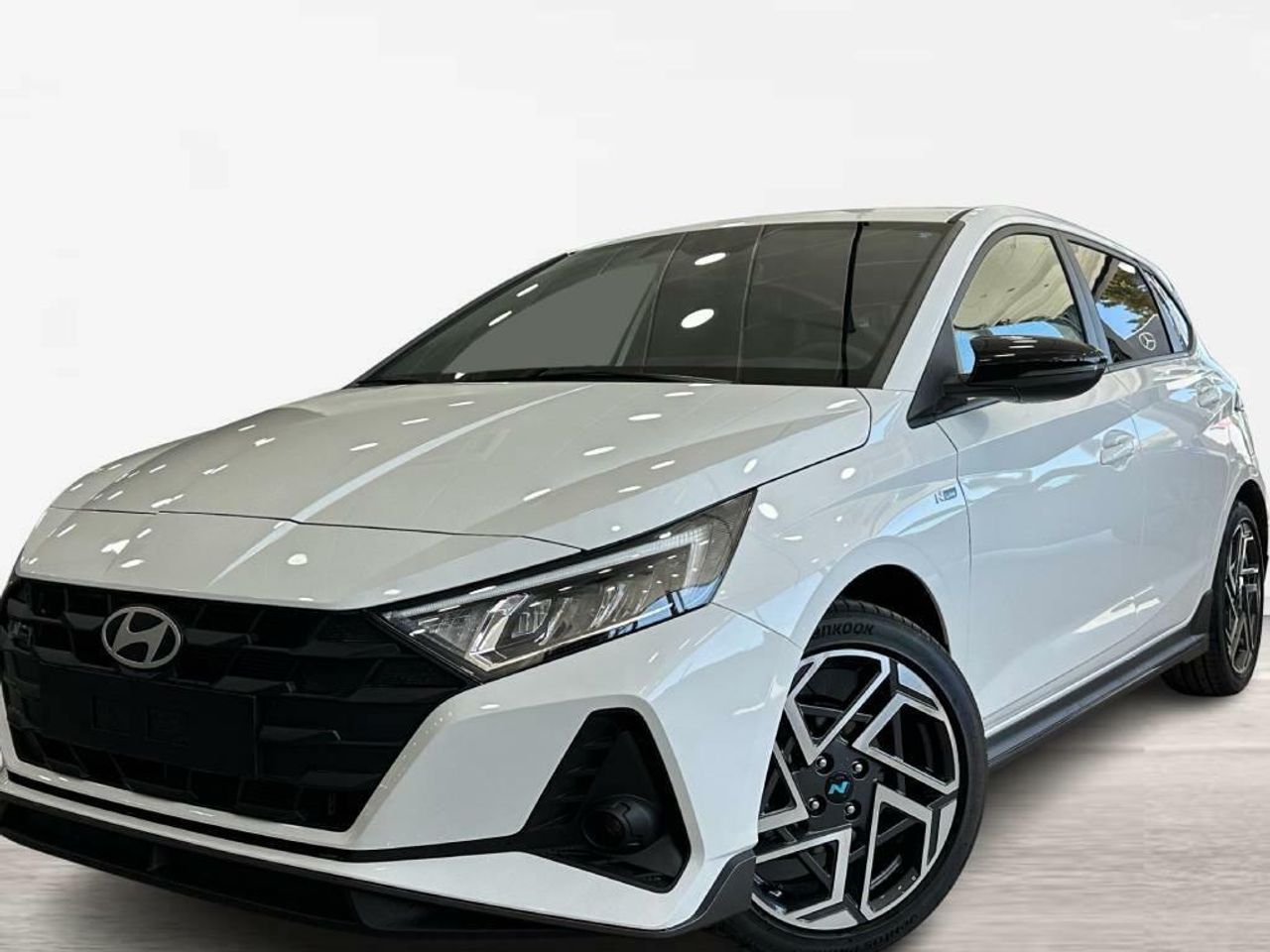 Hyundai bayon 2024 con sistema activo de deteccion de angulos muertos  de segunda mano - hyundai i20 2024 /