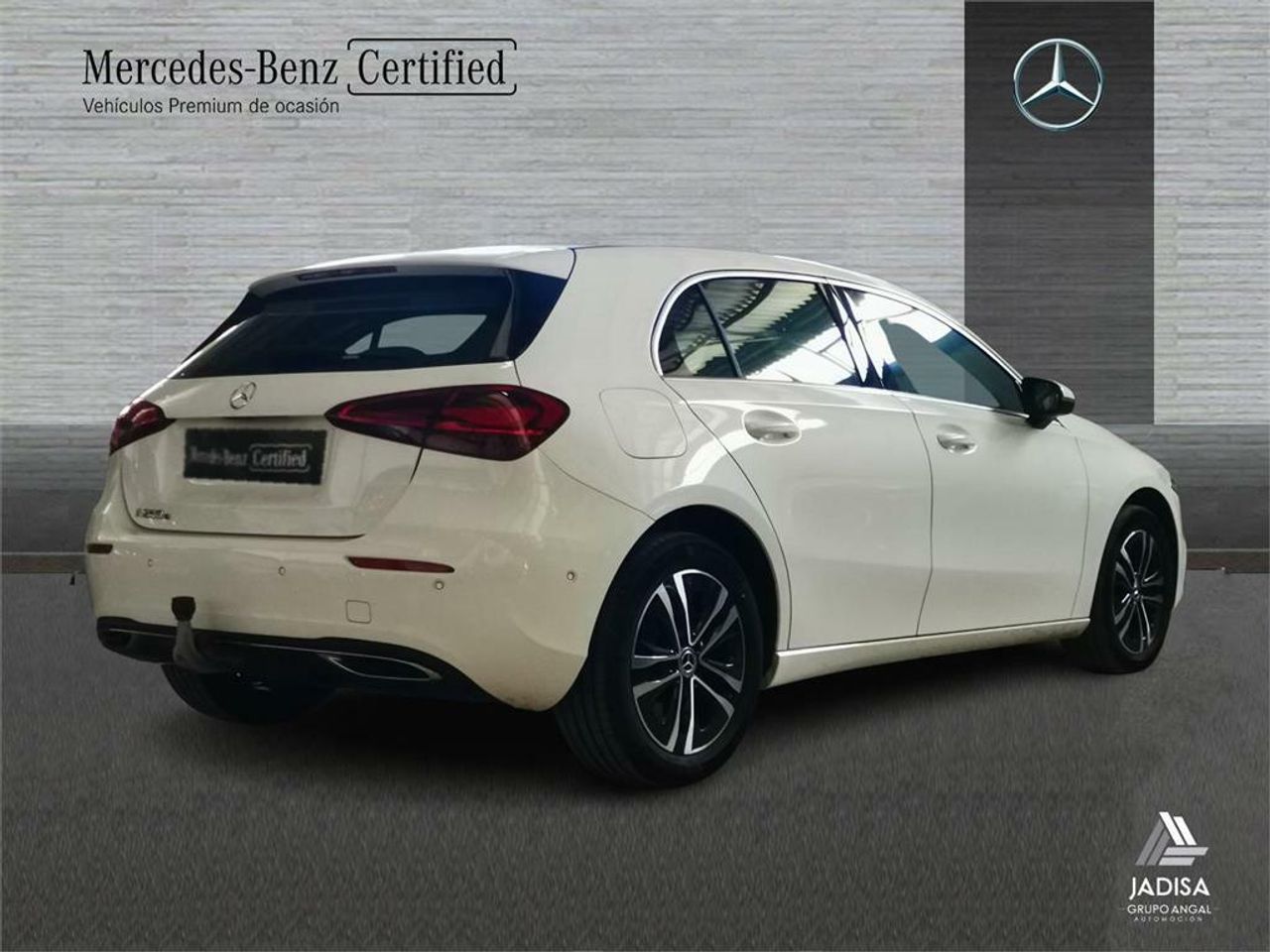 mercedes clase a 2024 / foto grande (3)