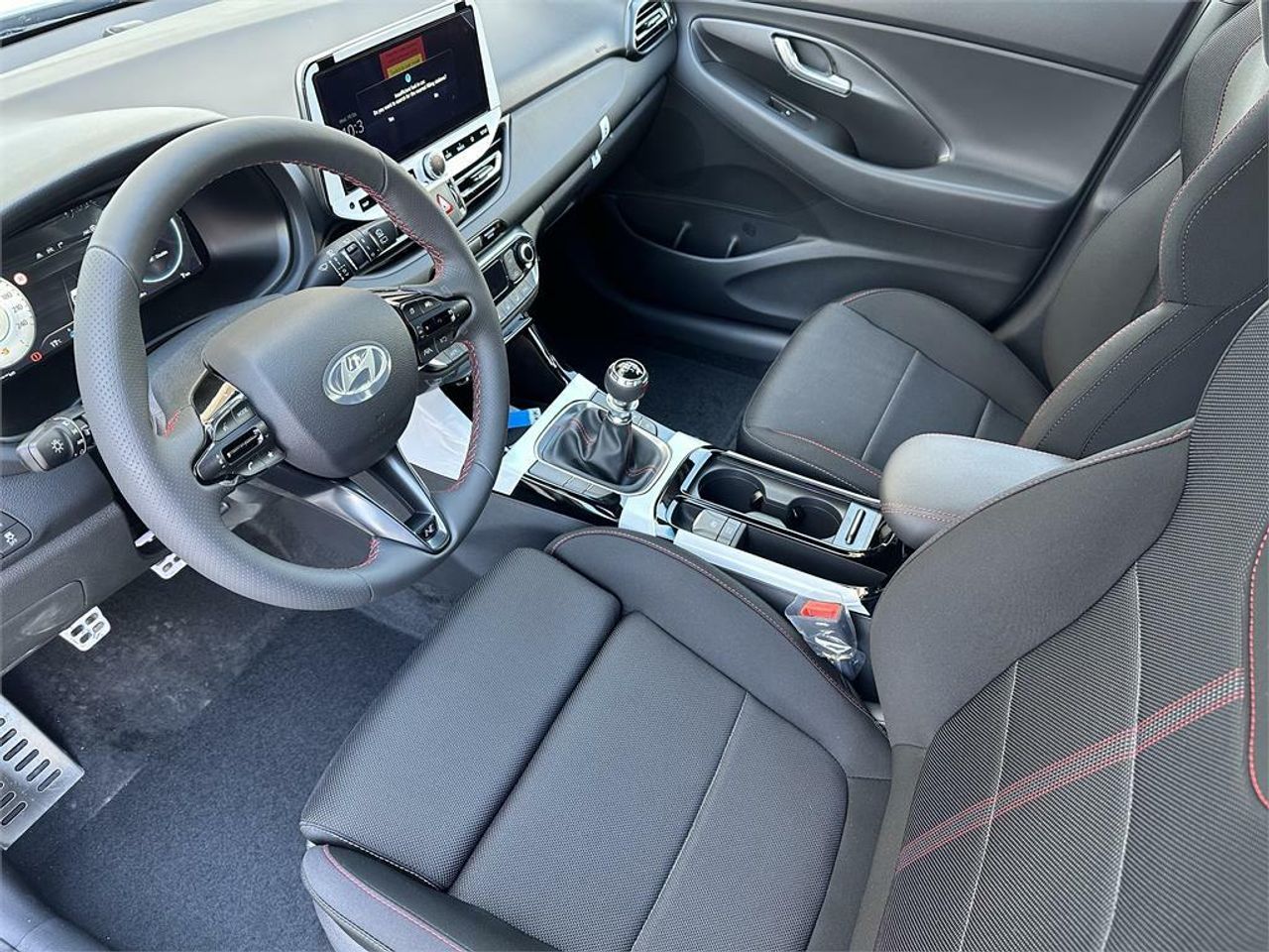 hyundai i30 2025 / foto grande (3)