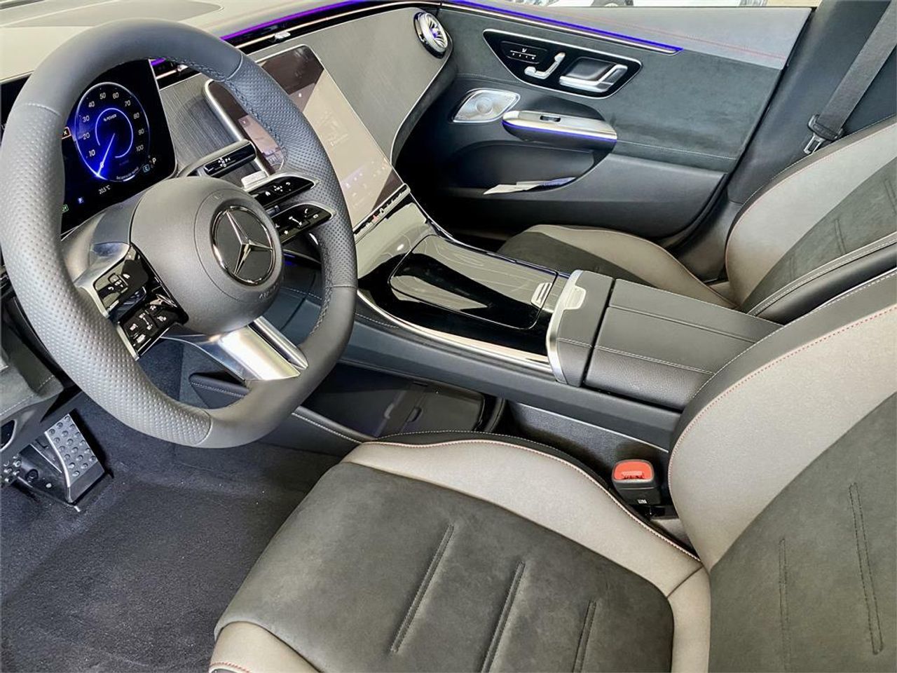 mercedes eqe 2024 / foto grande (2)