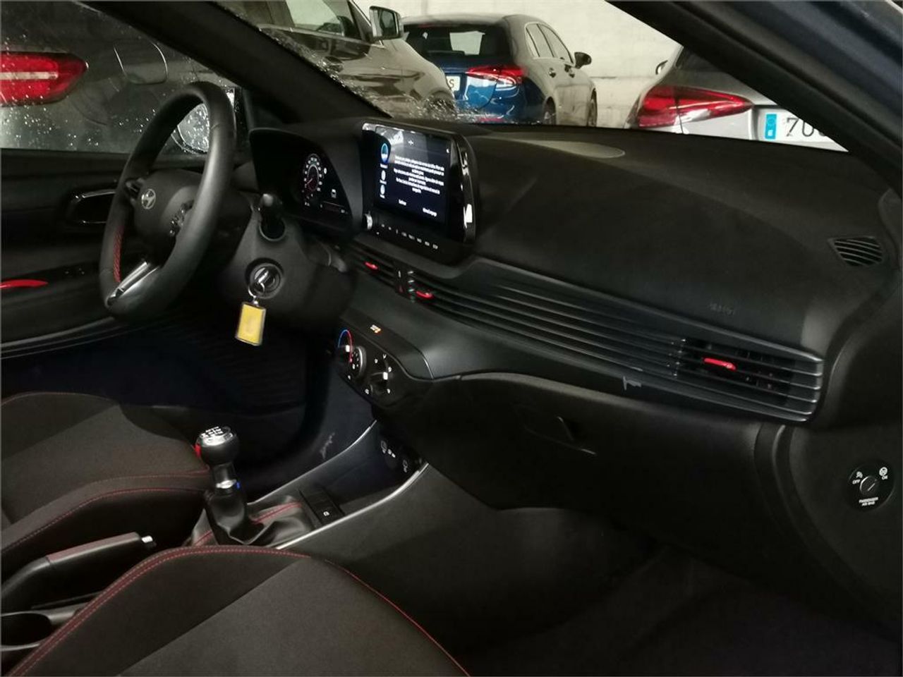 hyundai i20 2024 / foto grande (3)