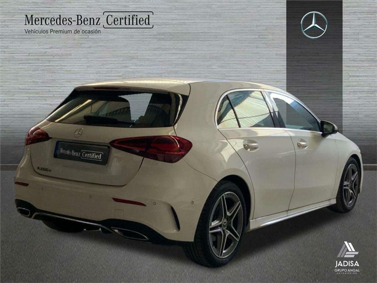 mercedes clase a 2024 / foto grande (3)