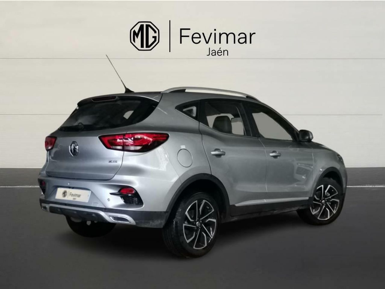 mg zs 2024 / foto grande (3)