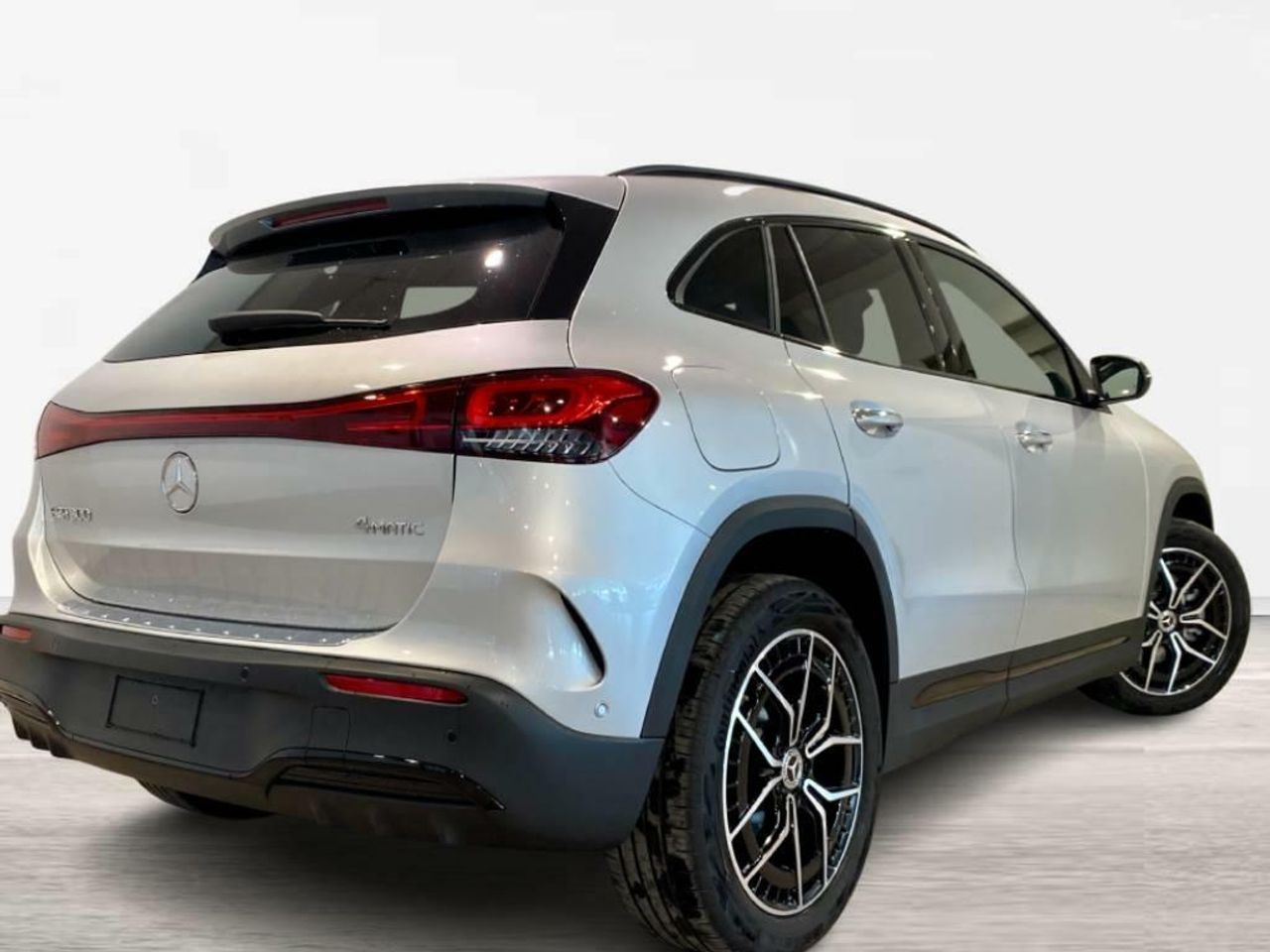 mercedes eqa 2024 / foto grande (2)