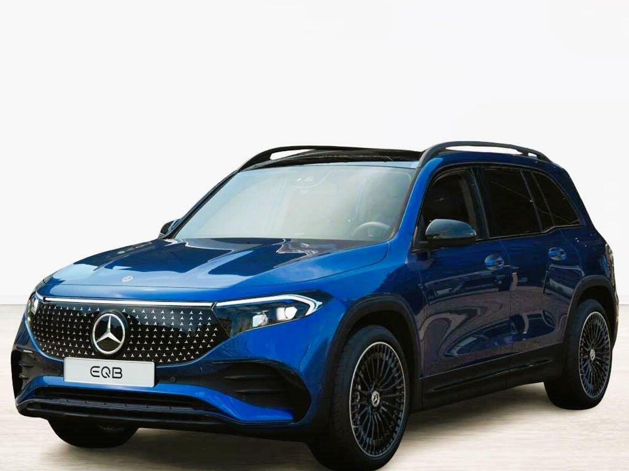 Foto mercedes eqb 2025 /