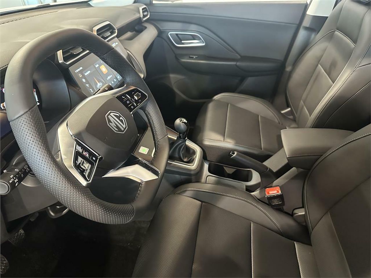 mg zs 2025 / foto grande (3)