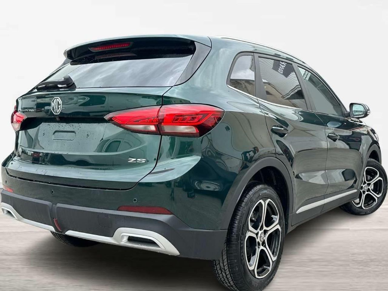 mg zs 2025 / foto grande (2)