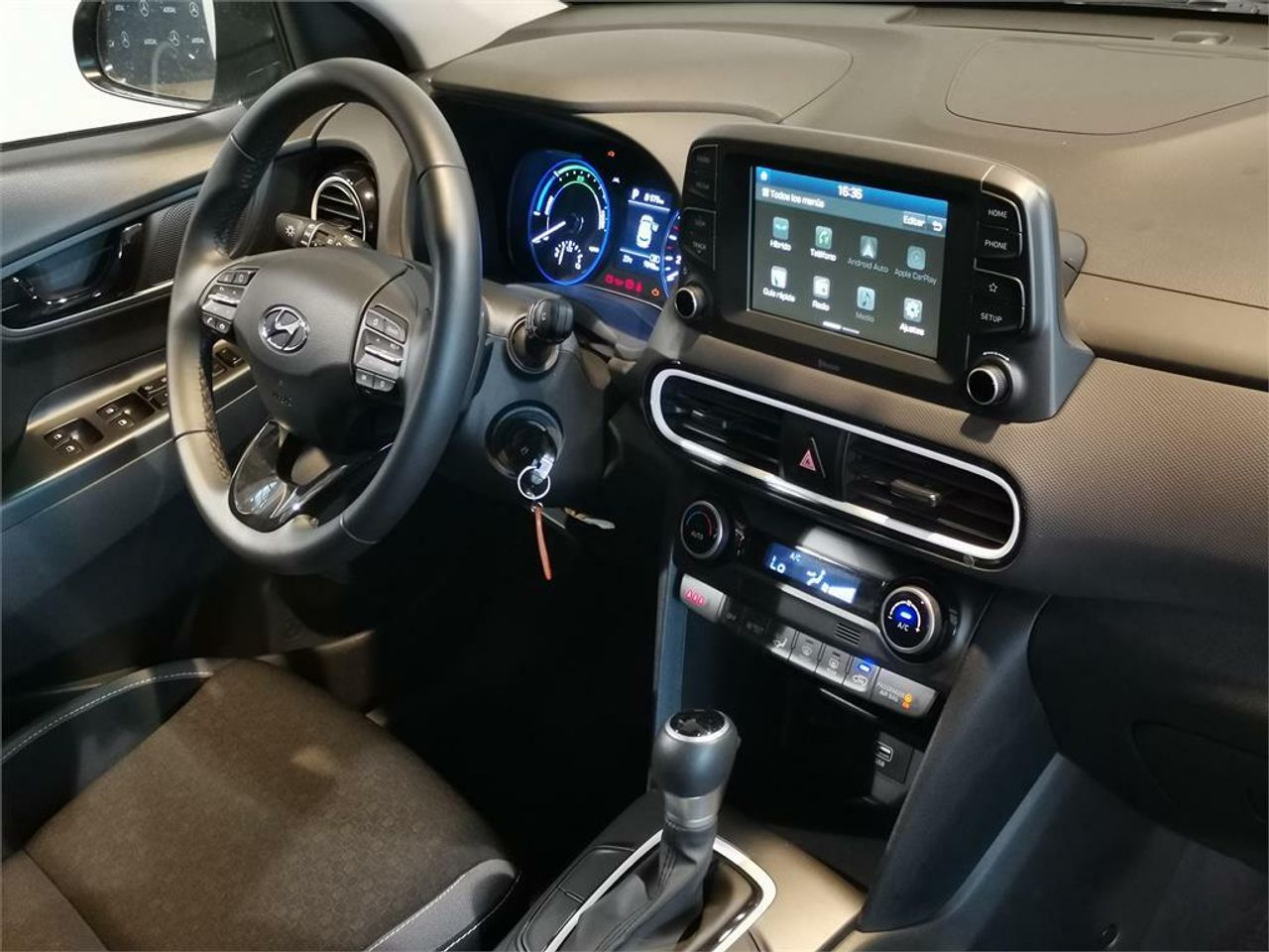 Foto hyundai kona 2021 /