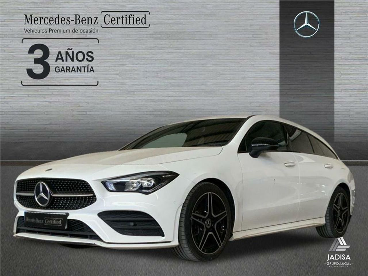 Foto mercedes cla 2023 /