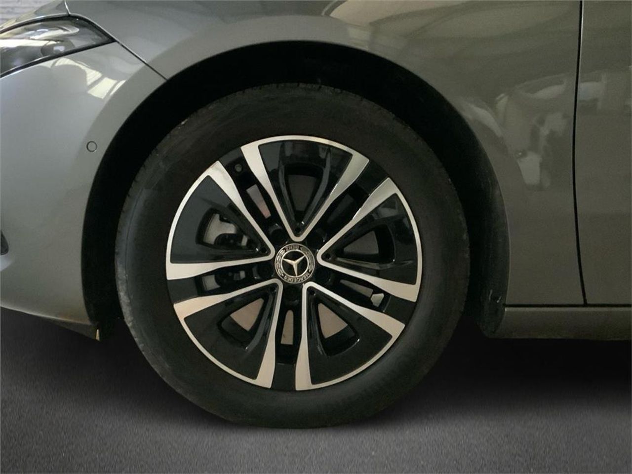 Mercedes Clase A 250 e Sedán - foto 7