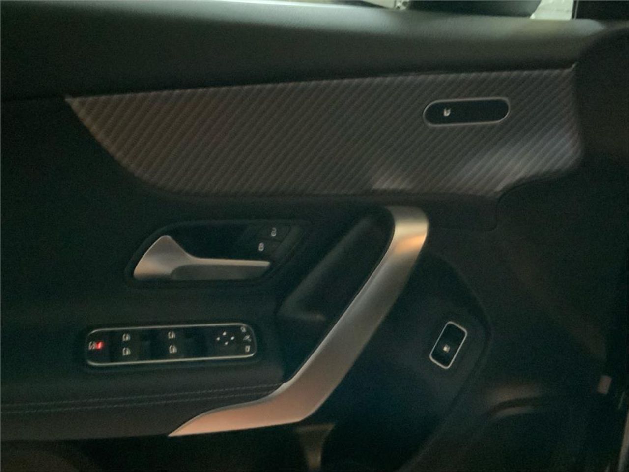 Mercedes Clase A 250 e Sedán - foto 19