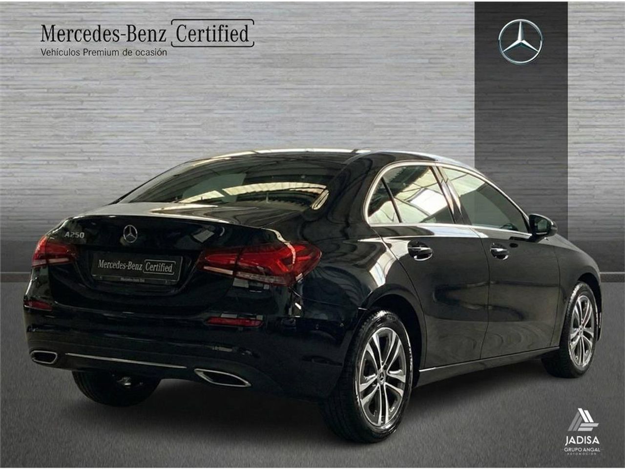 Mercedes Clase A 250 e Sedán - foto 4