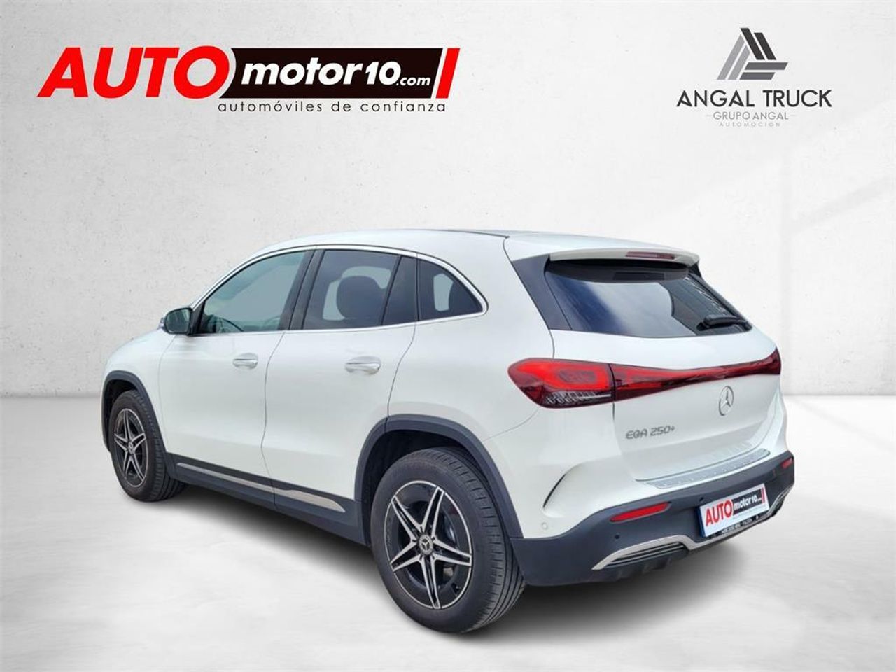 mercedes eqa 2023 / foto grande (3)