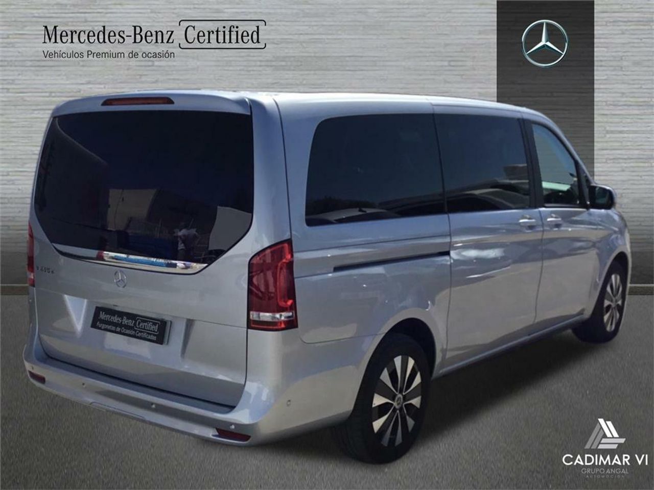 mercedes clase v 2023 / foto grande (2)