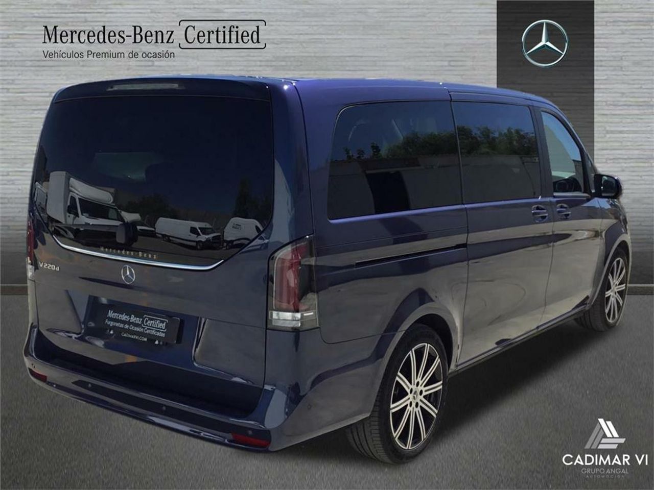 mercedes clase v 2024 / foto grande (2)