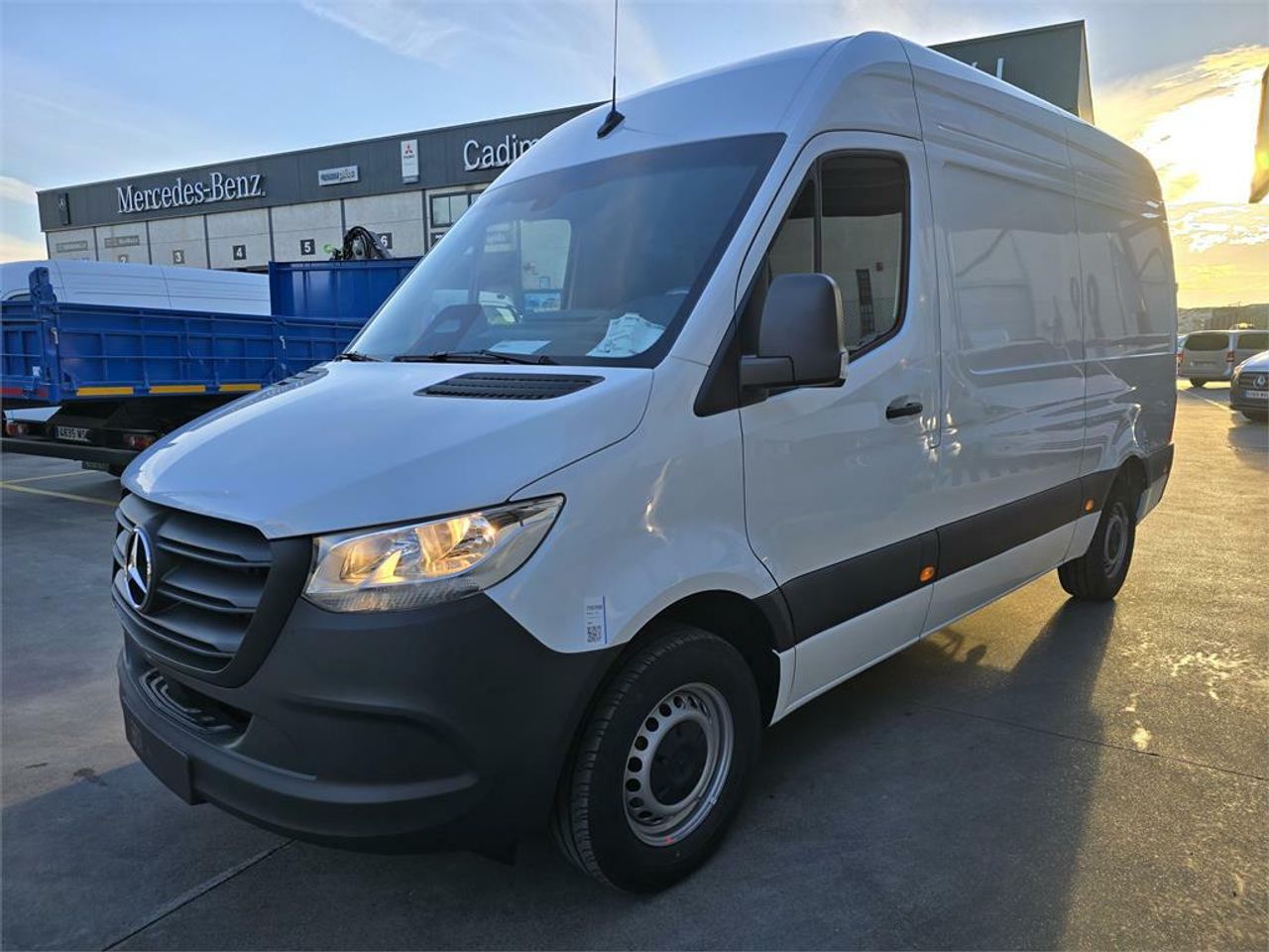 Impuestos  de segunda mano - mercedes sprinter 2024 /