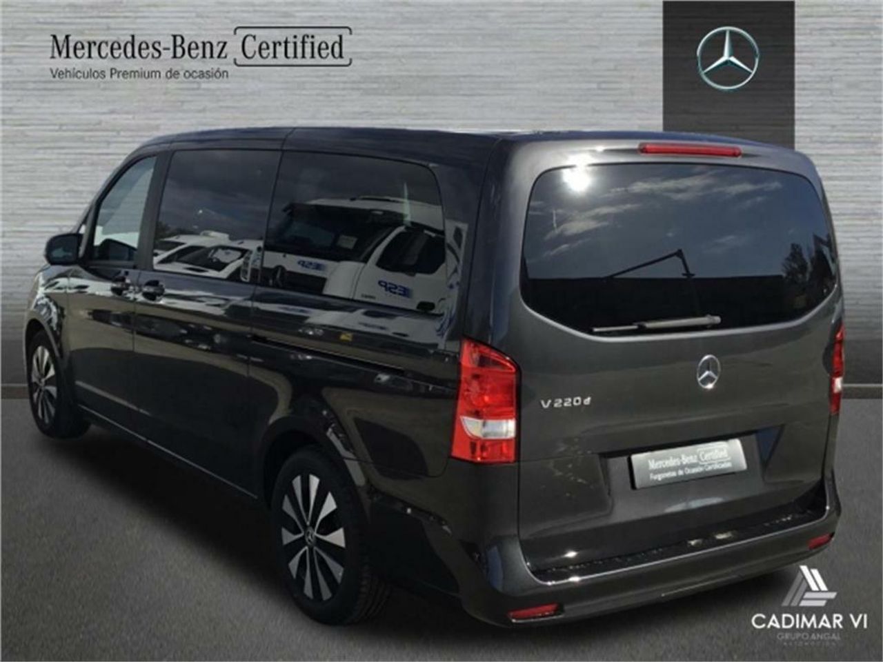 mercedes clase v 2021 / foto grande (3)