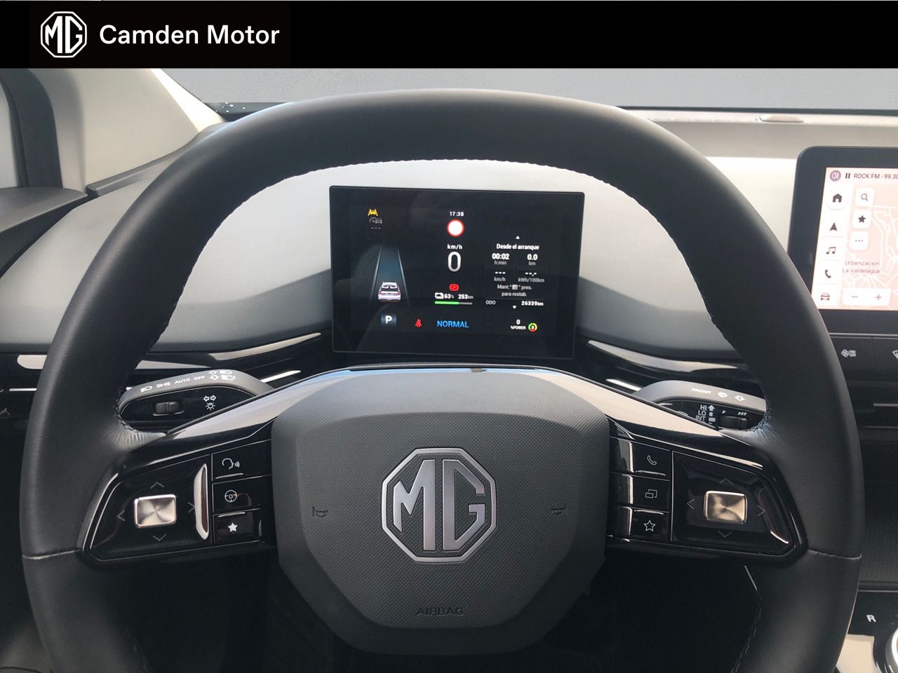 MG MG4 64kWh Luxury - foto 14