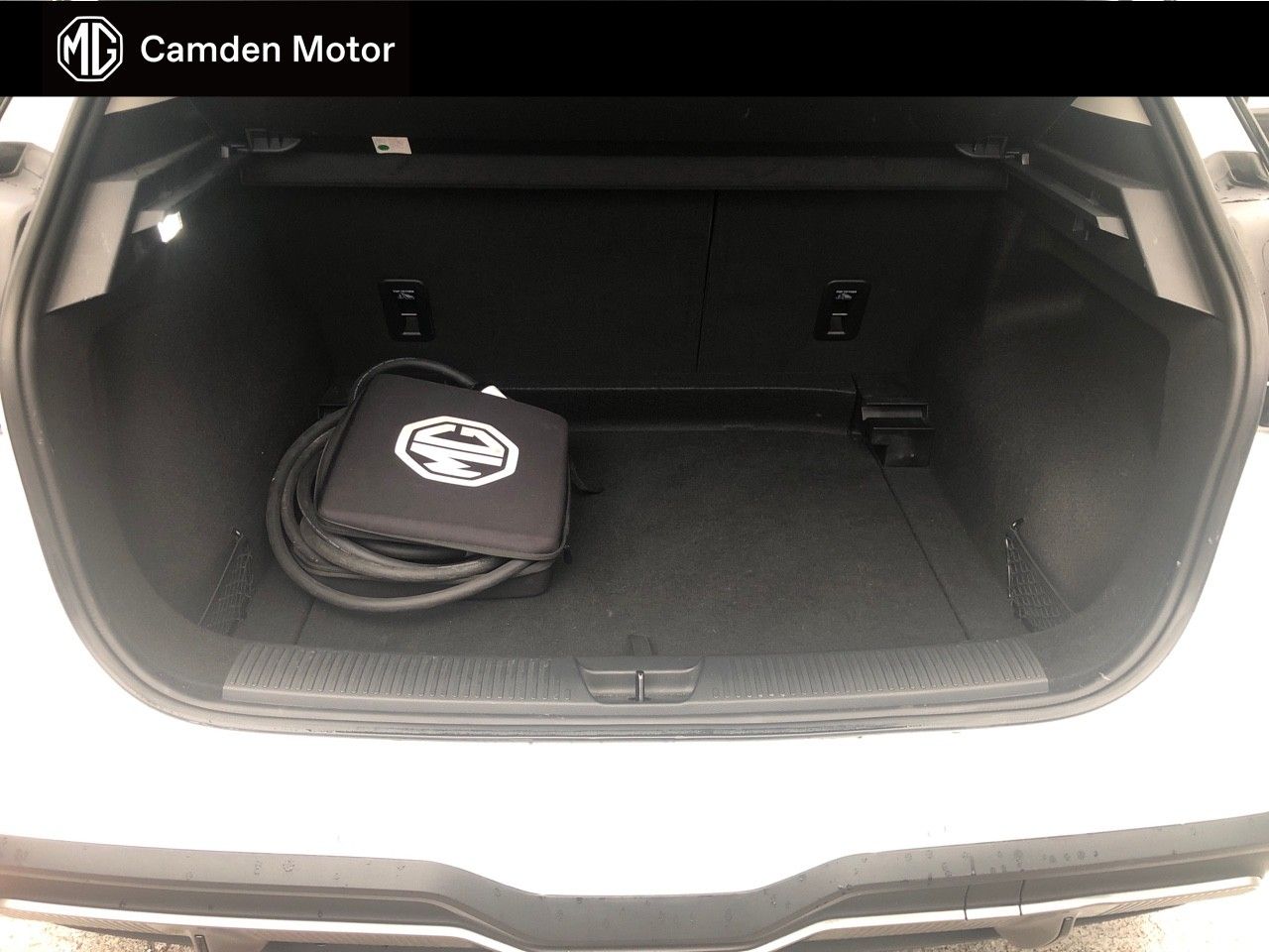 MG MG4 64kWh Luxury - foto 9