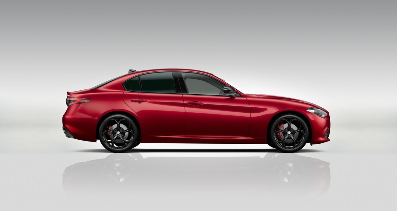 alfa romeo giulia 2025 / foto grande (3)