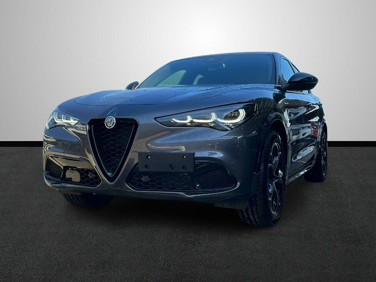 Consulta  de segunda mano - alfa romeo stelvio 2025 /