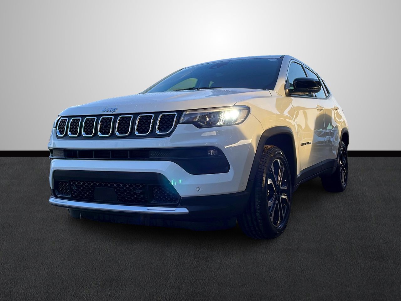 Jeep compass blanco  de segunda mano - jeep compass 2025 /