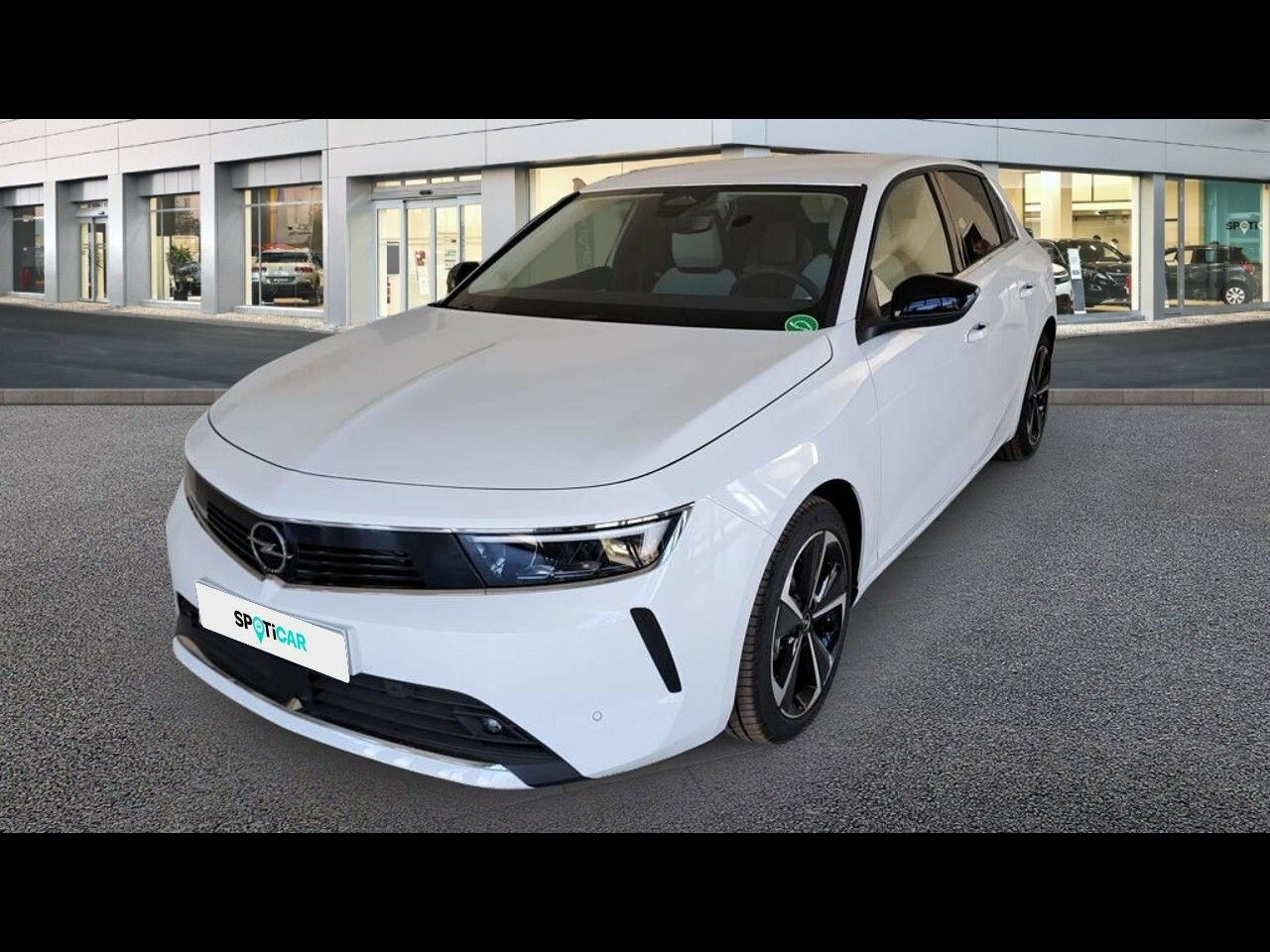 Opel astra hibrido  de segunda mano - opel astra 2023 /