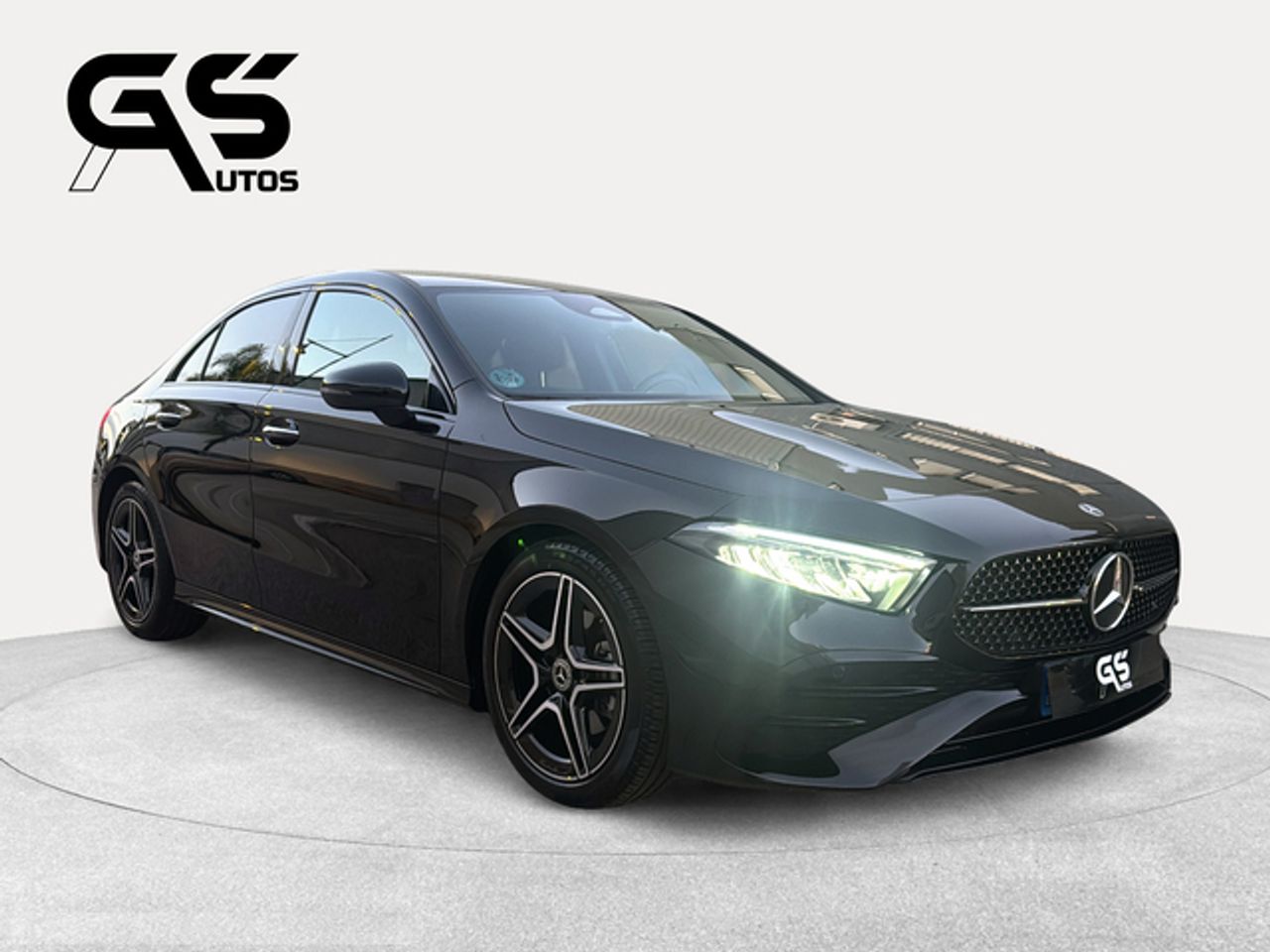 mercedes clase a 2023 / foto grande (3)