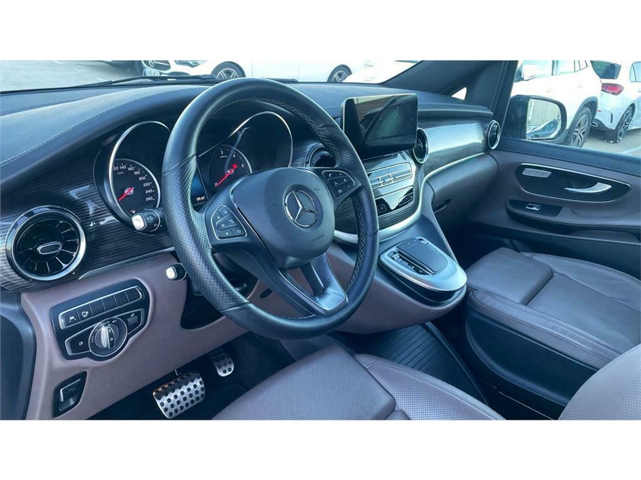 Mercedes Clase V 300 d Avantgarde Largo - foto 7