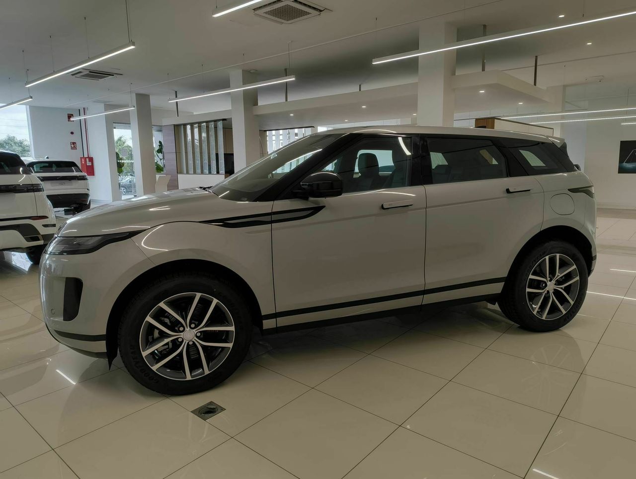 land-rover range rover evoque 2025 / foto grande (2)