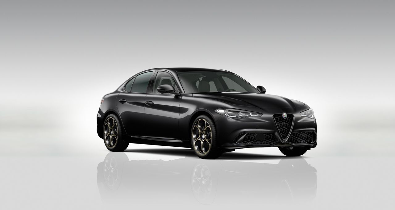 alfa romeo giulia 2025 /