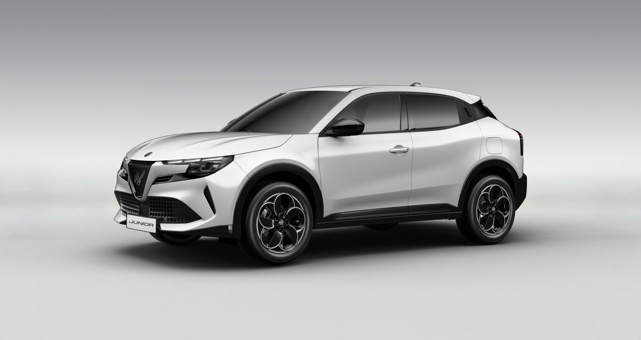 alfa romeo junior 2025 /