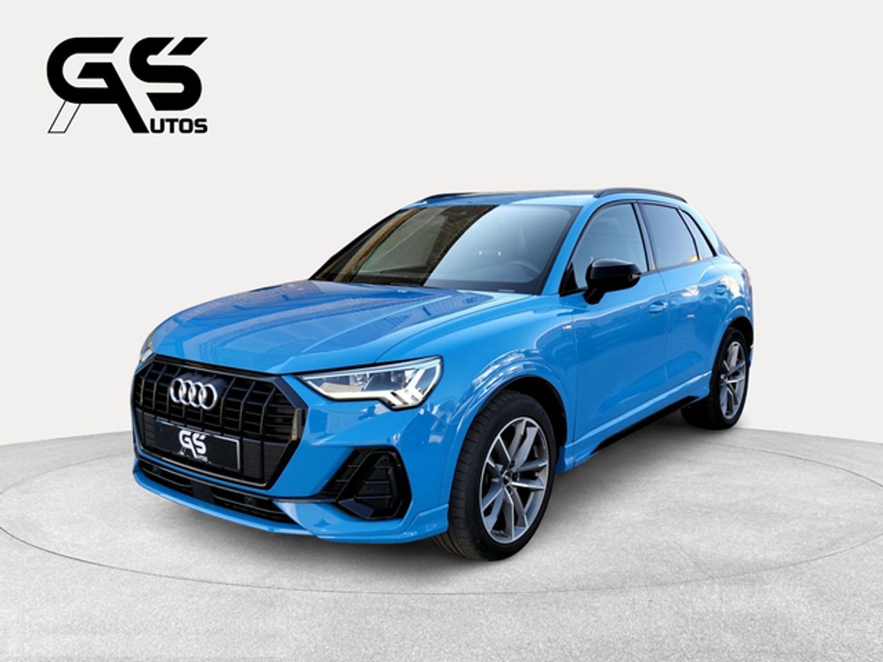 audi q3 2019 /