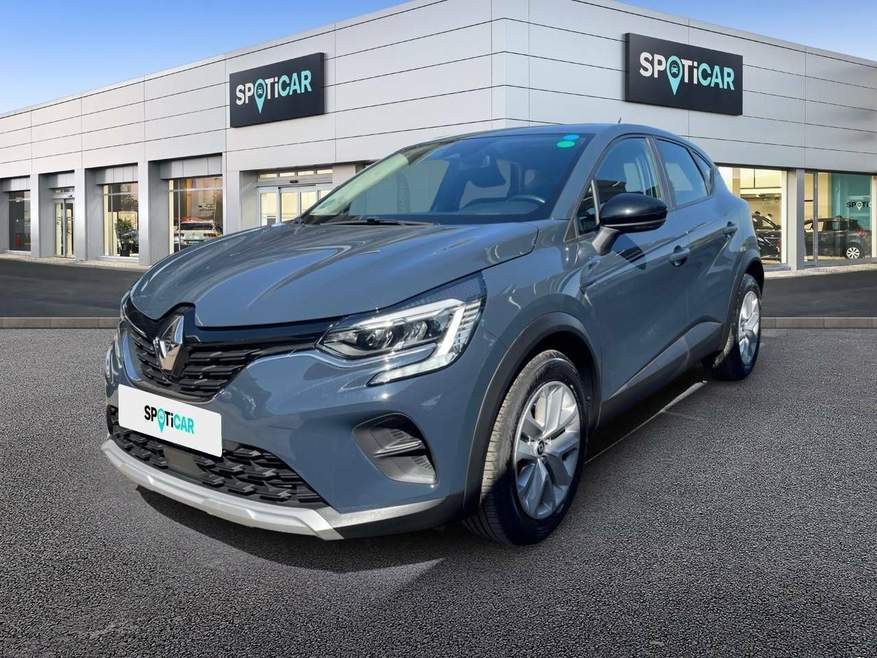 renault captur 2023 /