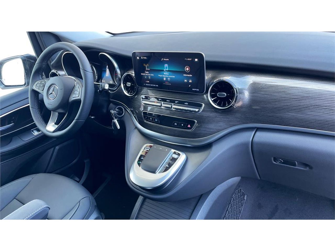 Mercedes Clase V 300 d Avantgarde Largo - foto 9