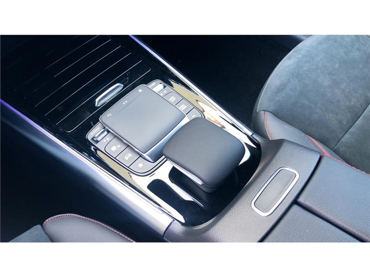 Mercedes GLA GLA 200 - foto 16