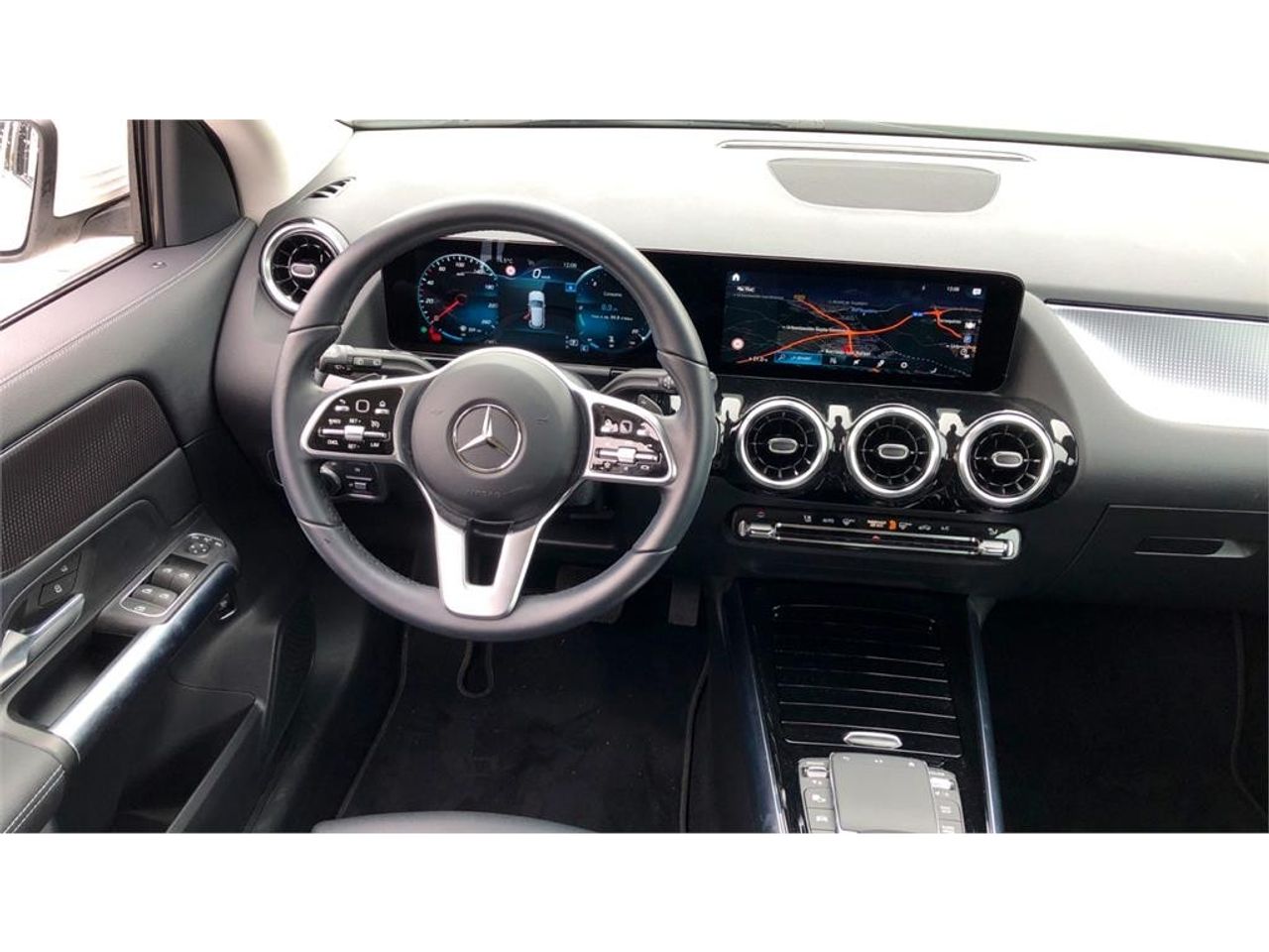 Mercedes GLA GLA 180 - foto 14