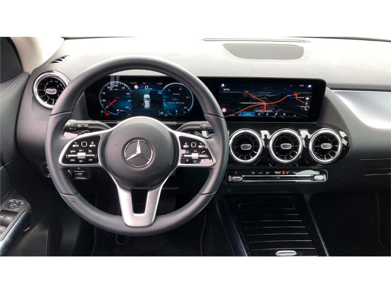 Mercedes GLA GLA 180 - foto 11