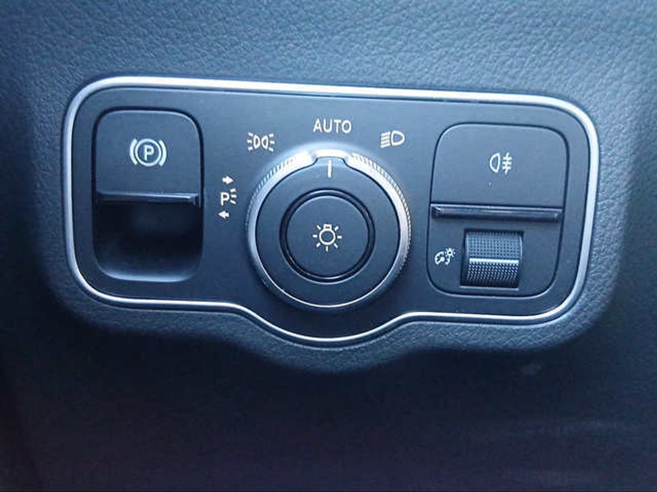 Mercedes Clase B 180 d 85 kW (116 CV) - foto 22