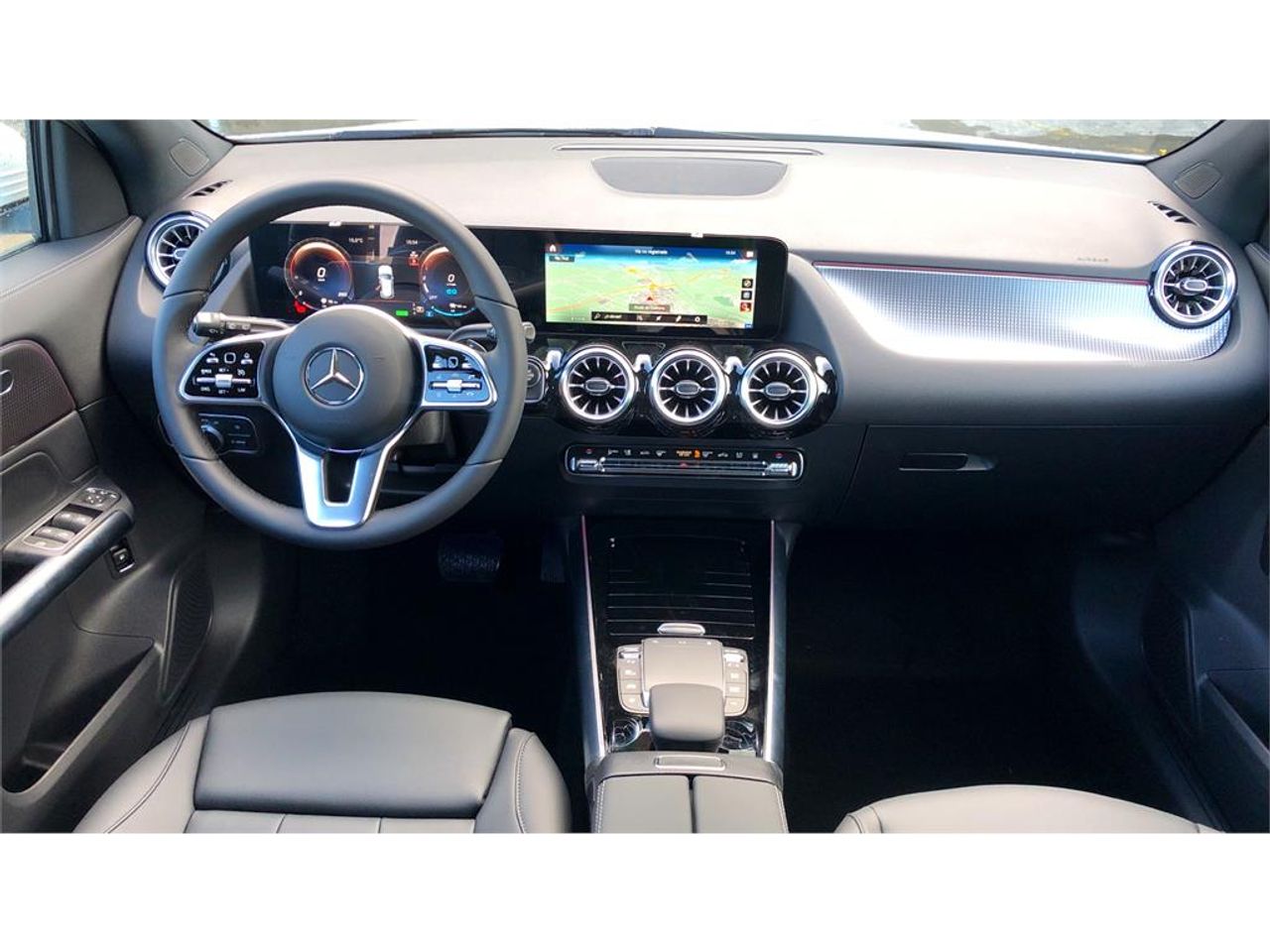 Mercedes GLA GLA 180 - foto 8