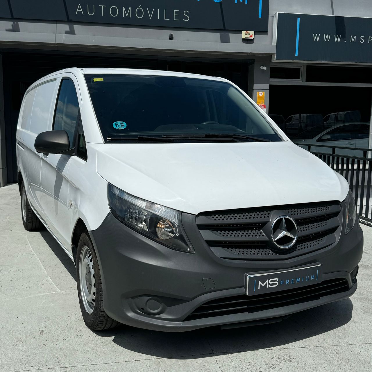 Foto mercedes vito 2017 /