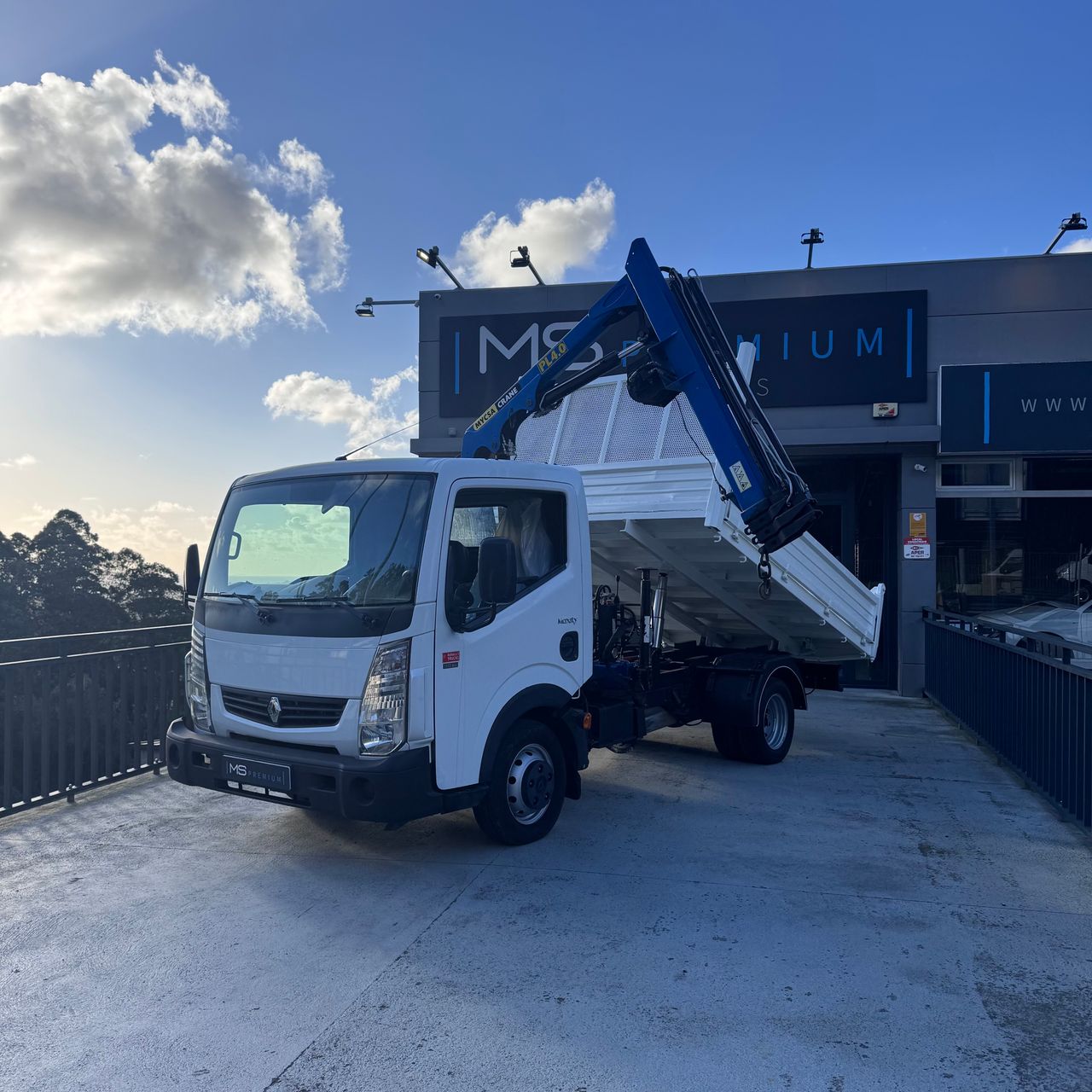 Foto nissan nt400 2014 /