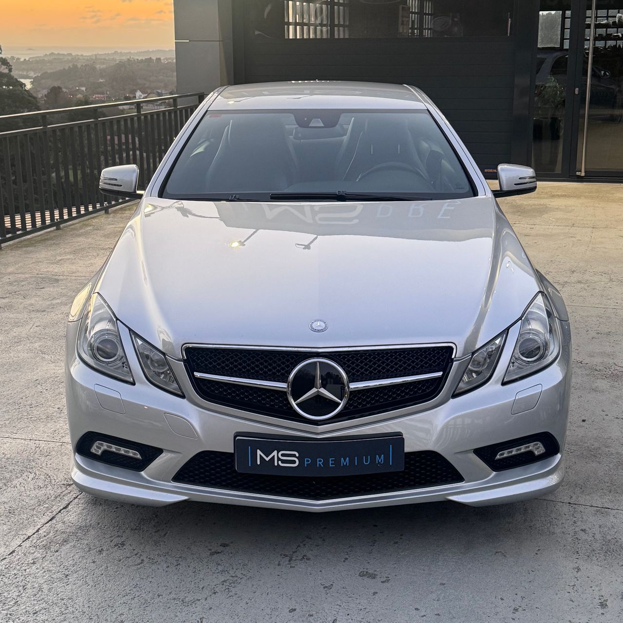 mercedes clase e 2010 / foto grande (3)
